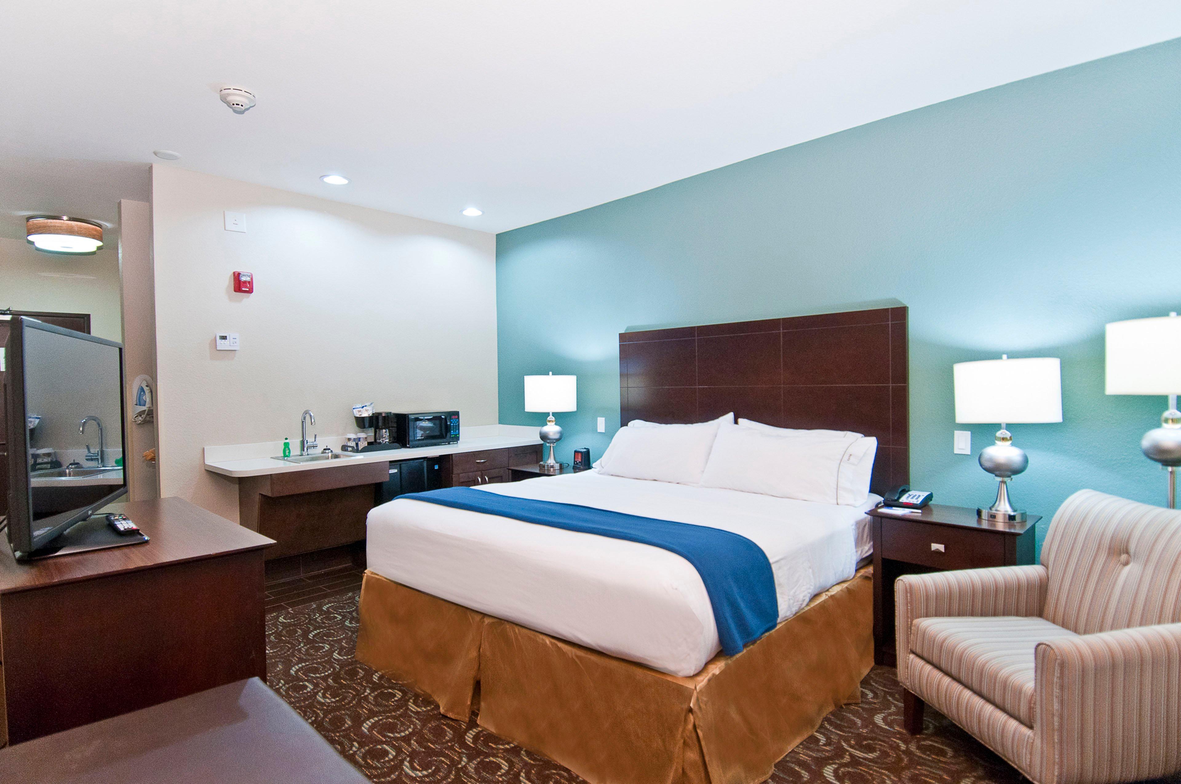 Holiday Inn Express & Suites San Antonio Frost Bank Center By Ihg Exterior foto